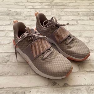 Nike In-Season TR 9 - Women’s Training Shoe size 8.5 grey/pink